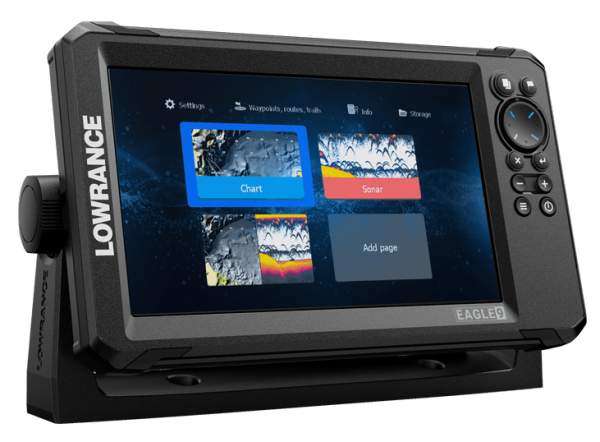 Lowrance Eagle-9 TripleShot™ ROW: 9" IPS screen, TripleShot™ HD transducer, Worldwide basemap chart.